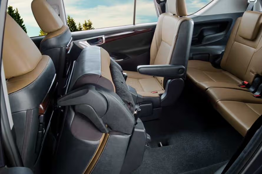 Innova Crysta
